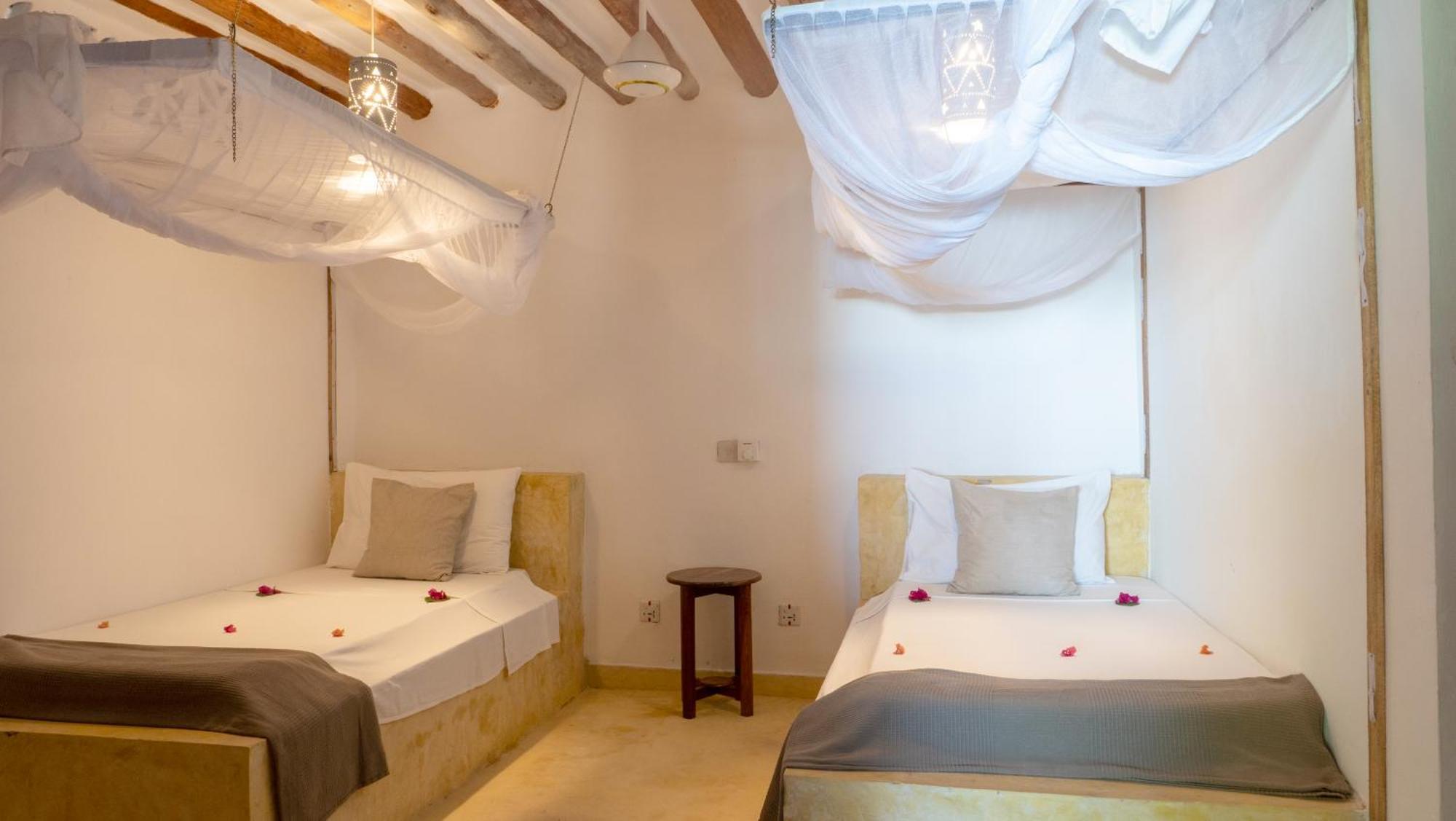 Raha Lodge Zanzibar Boutique Hotel Джамбиани Экстерьер фото